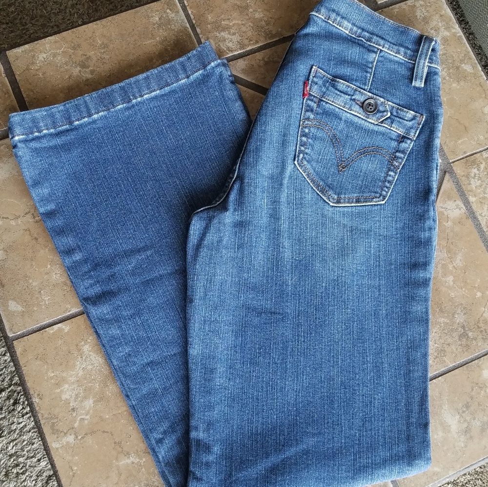 🎉HP🎉Levi's Perfectly Slimming Jeans for Her NWOT